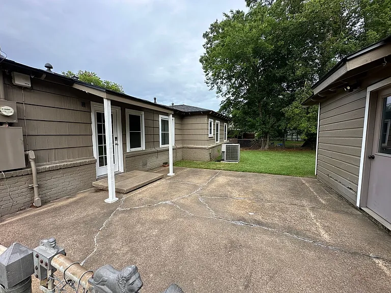 2521 Sunnybrook Dr — Photo 27