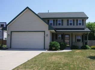 10411 White Manor Ct, Franksville, WI 53126