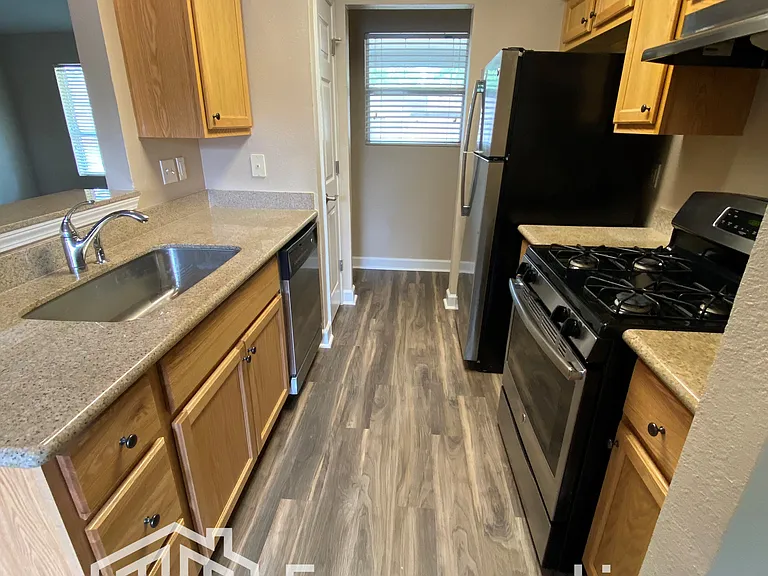 79 Cyrilla Ct — Photo 5