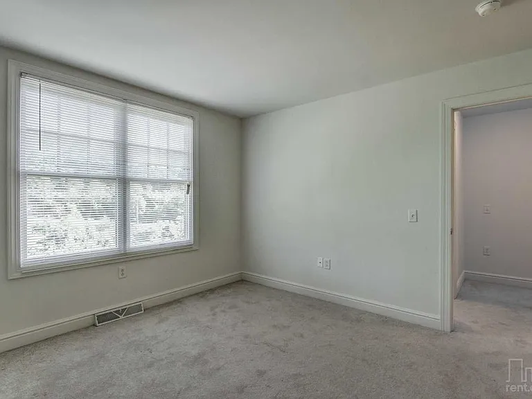 Reserve at Summerset — Photo 11