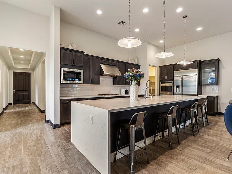 10437 E Monterra Way — Photo 8