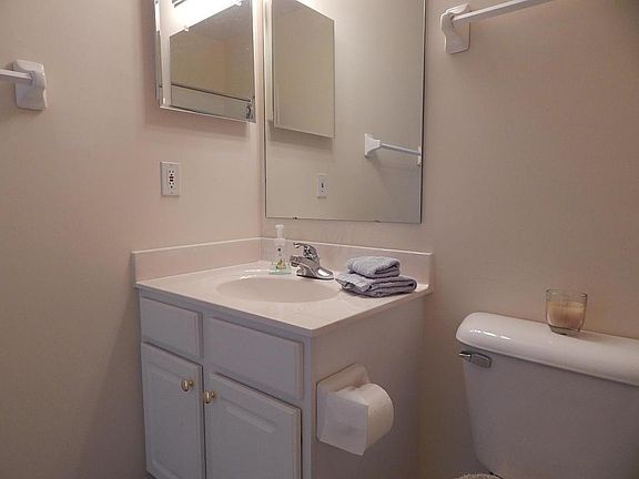 4th image of 109 Pebble Creek Dr