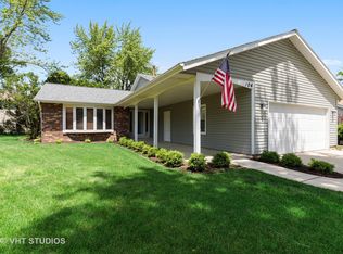 104 Televista Ct, Vernon Hills, IL