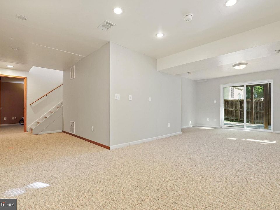1st image of 4026 Towhee Ct