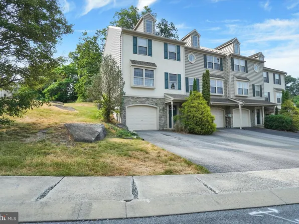 514 Indian Rock Cir, Elizabethtown, PA 17022