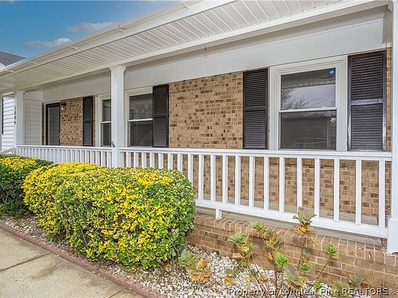 5th image of 1004 Oakstone Dr