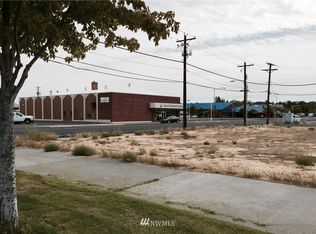 615 E Broadway Ave, Moses Lake, WA 98837