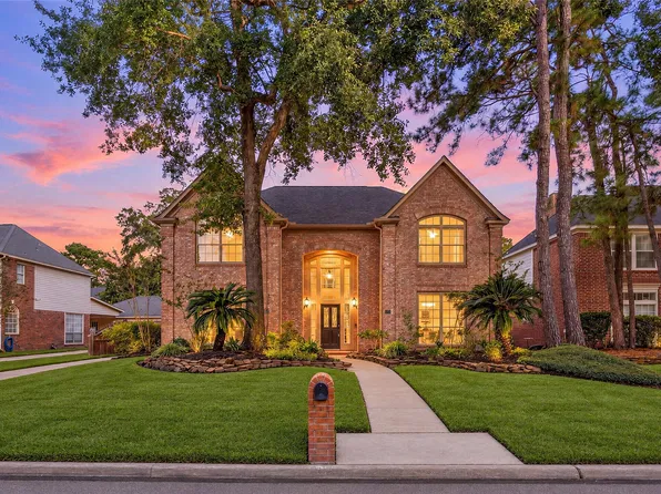 3510 Whispering Brook Dr, Kingwood, TX 77345
