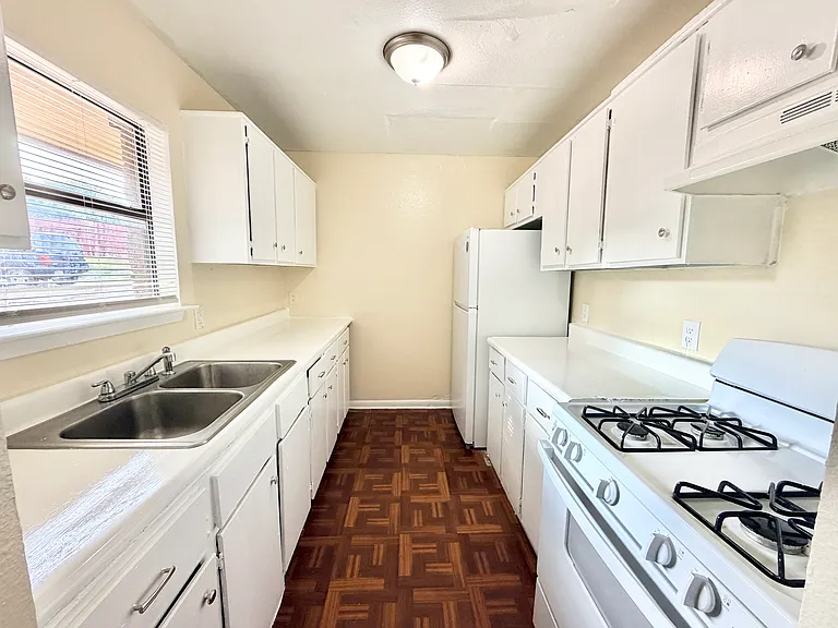 6257 Manor Rd #2 — Photo 7