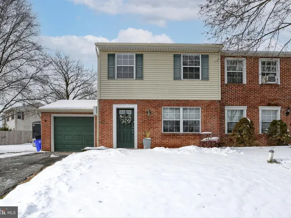 1588 Manor Blvd, Lancaster, PA 17603