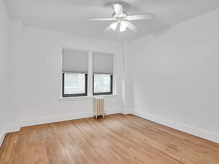 137 Englewood Ave #5 — Photo 17