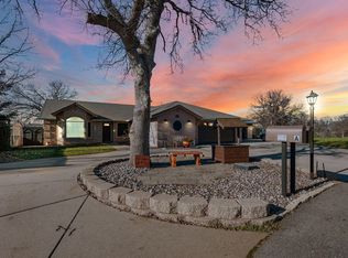 21960 Tom Bead Dr, Cottonwood, CA 96022