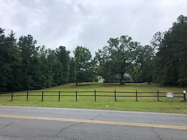 2753 Calhoun Falls Hwy — Photo 3