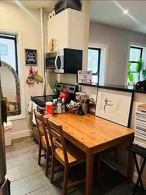 Rented by Bruma Realty LLC | media 2