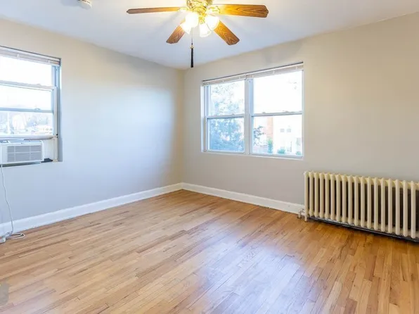 928 19th St NE #4, Washington, DC 20002