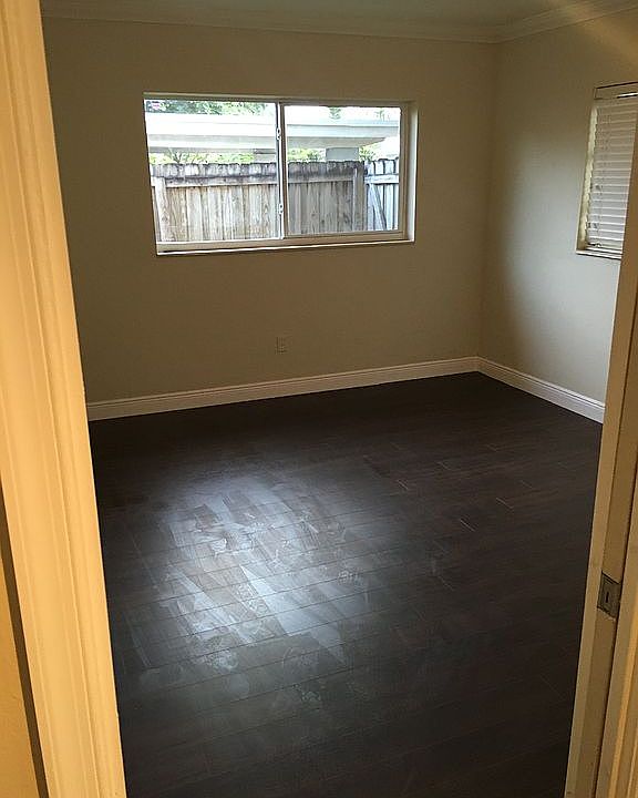 2nd image of 4820 NE 4th Ave