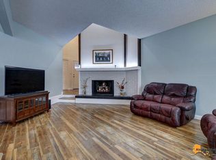 2040 Shepherdia Dr, Anchorage, AK 99508