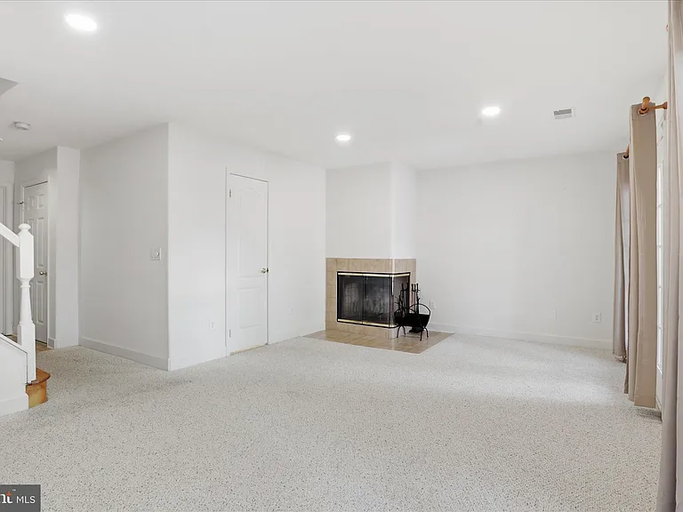 3946 Valley Ridge Dr — Photo 27