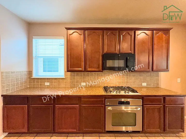 9709 Gessner Dr — Photo 6