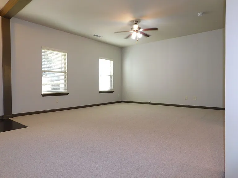 3350 Ivey Ridge Rd — Photo 2