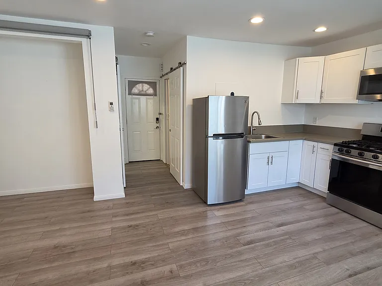 7224 Maynard Ave — Photo 5