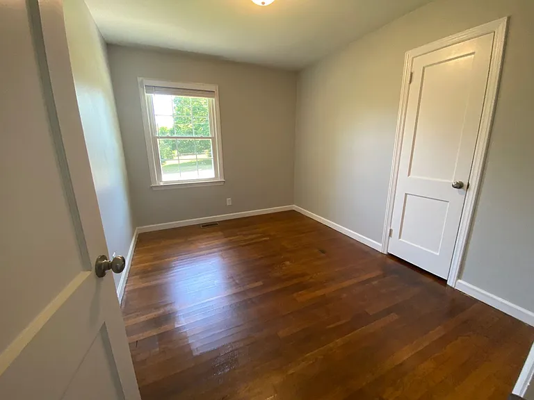 3420 Canterbury St — Photo 10