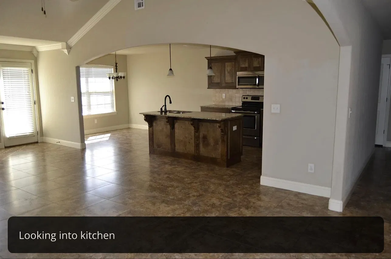 4 bed, 2000 sqft, $1,995 — Photo 4