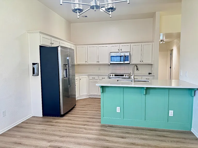 17609 Gold Dr — Photo 8