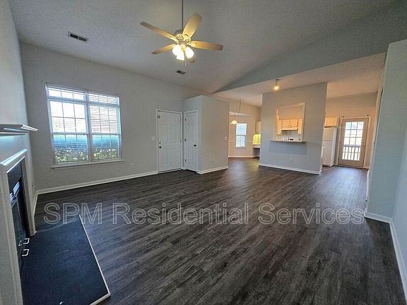 4th image of 2306 Wildberry Ct