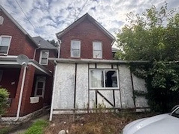 104 Seward St, Duquesne, PA 15110
