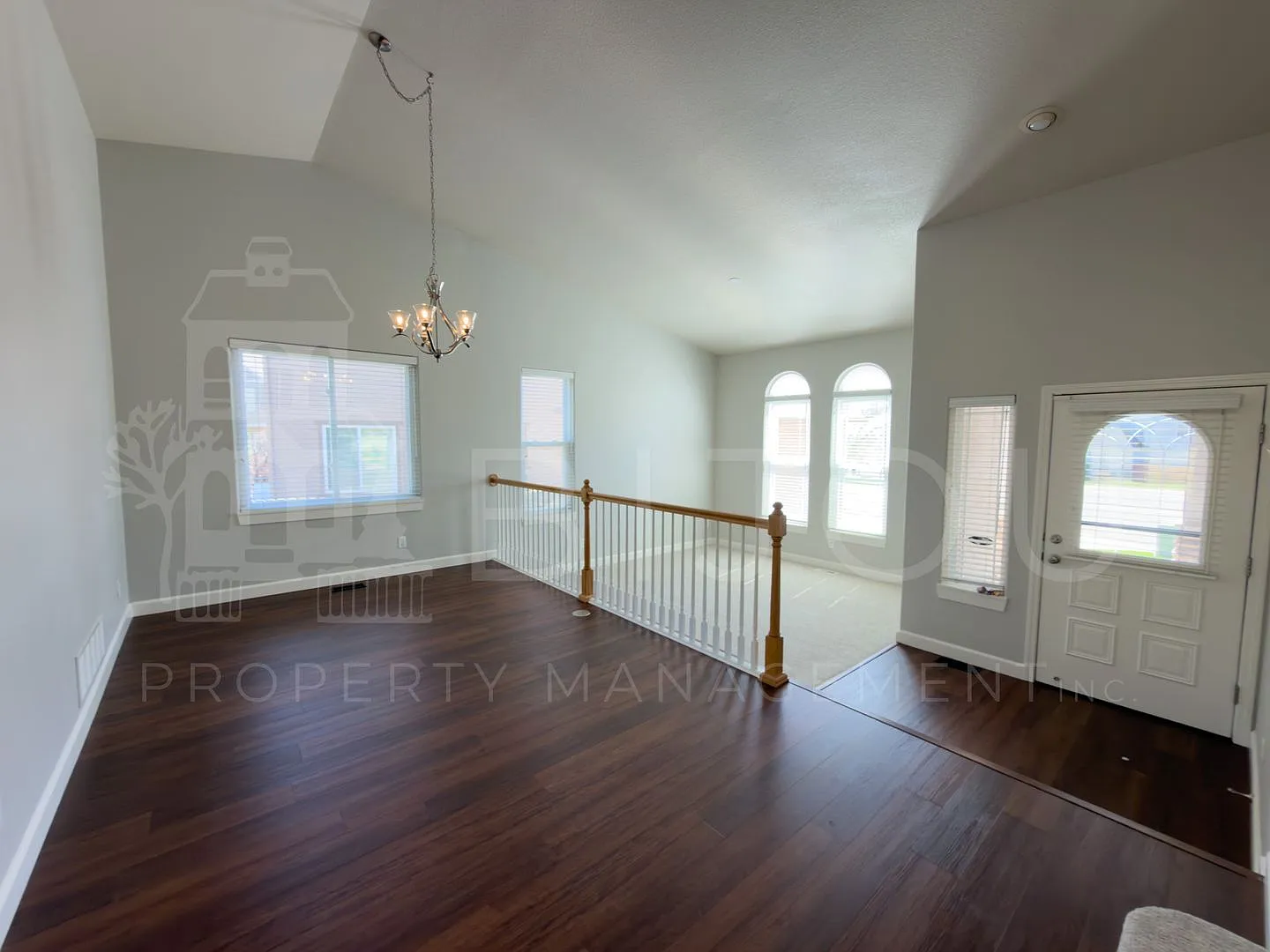 Beautiful 5-Bedroom Home Featuring Pikes Peak Views, Finished Basement & Private Backyard — Photo 4