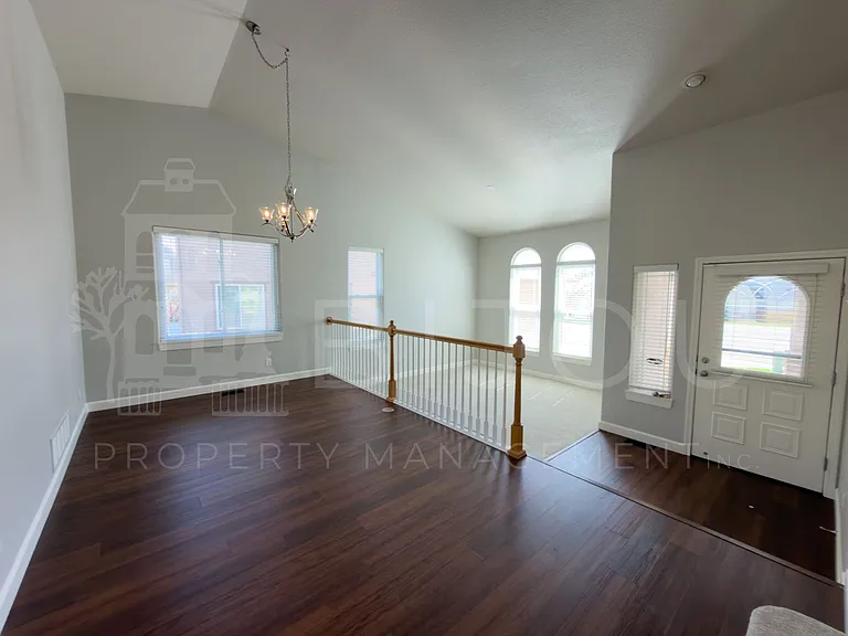 6733 Summer Grace St — Photo 2