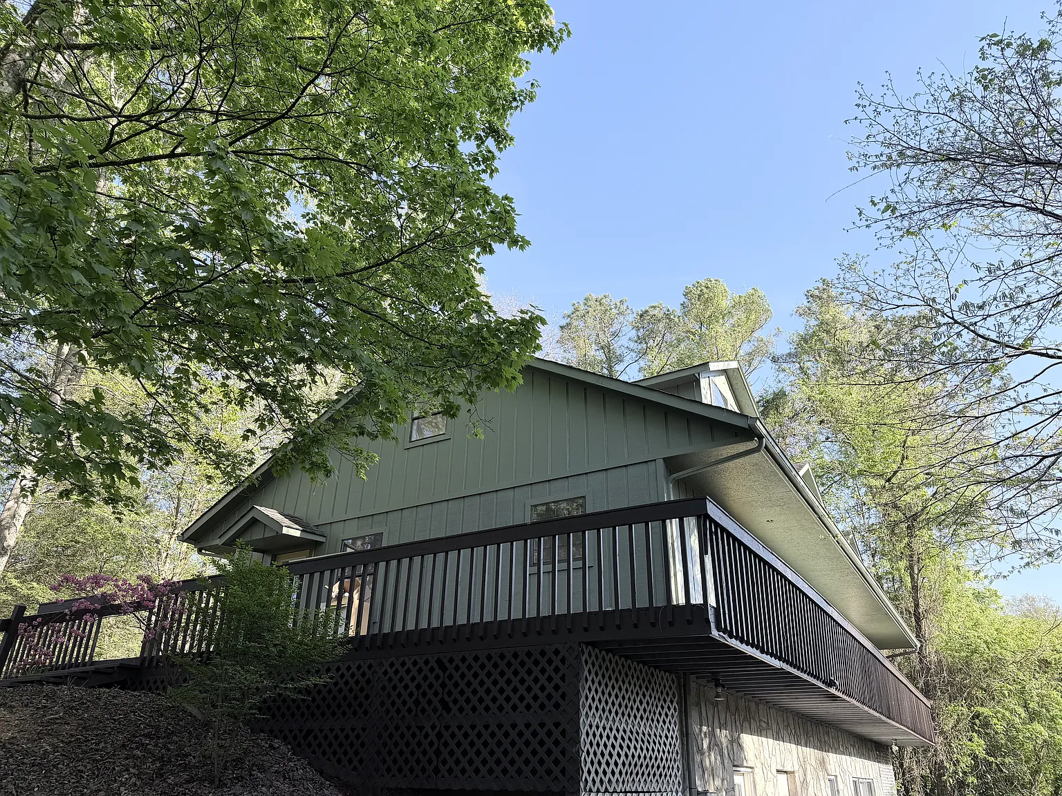 3 bed, 1500 sqft, $2,275 — Photo 3