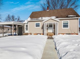 1403 11th Ave, Bloomer, WI 54724