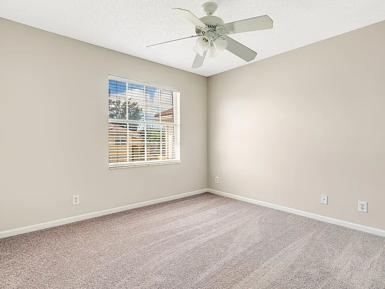 7787 Springfield Lake Dr — Photo 14