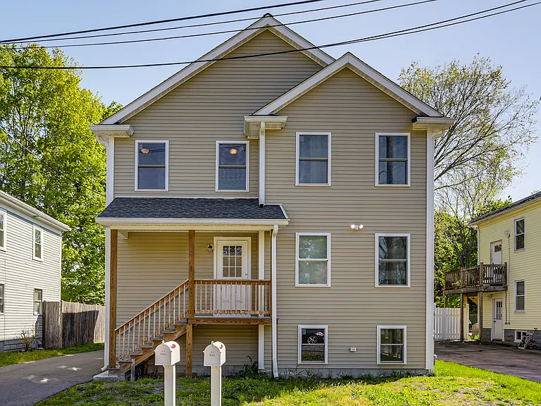 14 Fisher Ave — Photo 1