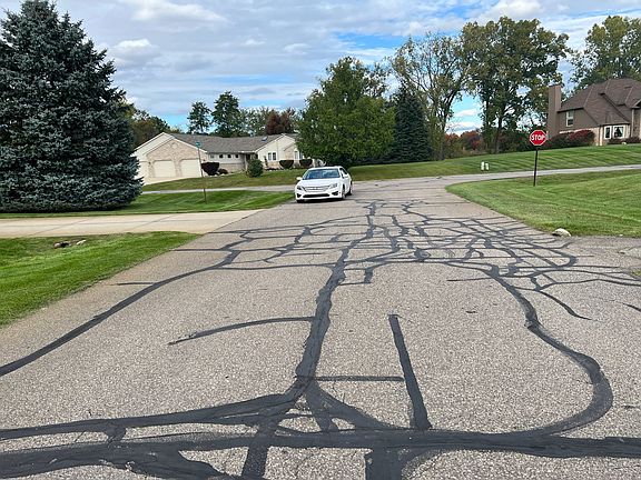 4th image of 1000 Weber Ct