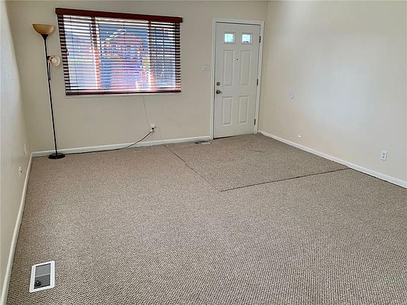 5th image of 3731 Orchard Ave