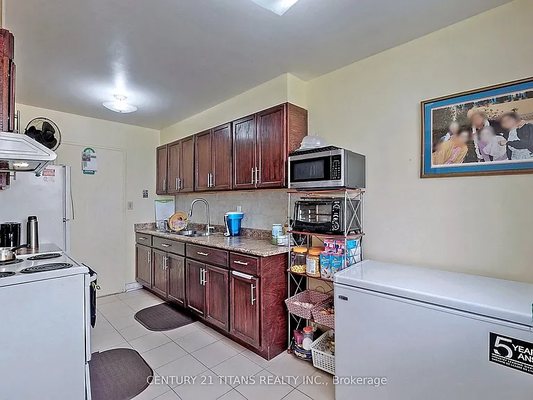 20 Gilder Dr #1208 — Photo 30