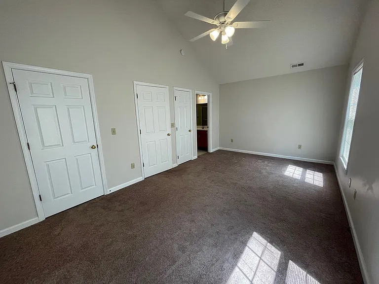 2415 Avonlea Ln — Photo 15