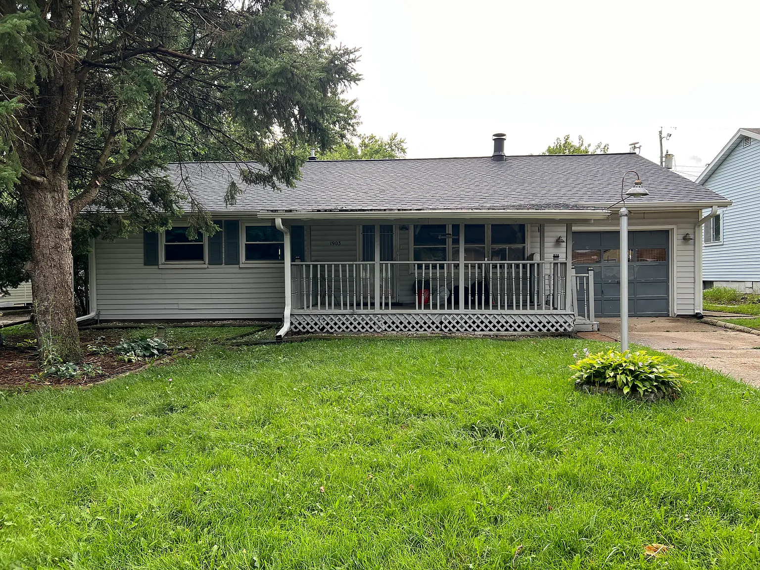 3 bed, 1228 sqft, $1,475 — Photo 1