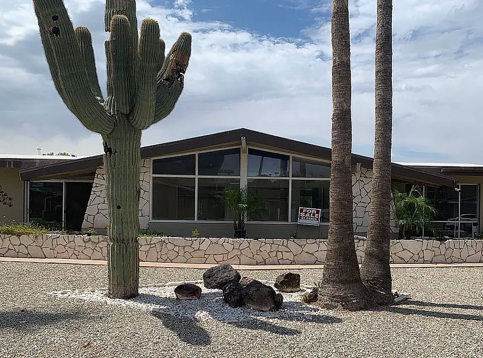 1st image of 3709 E Glenrosa Ave