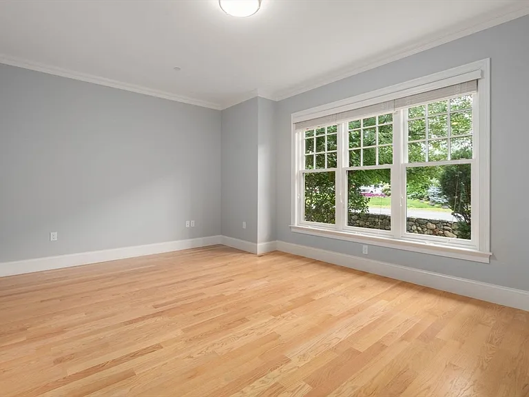 60 Graystone Cir #60 — Photo 24