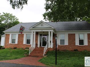 578 Church St, Ridgeway, VA 24148