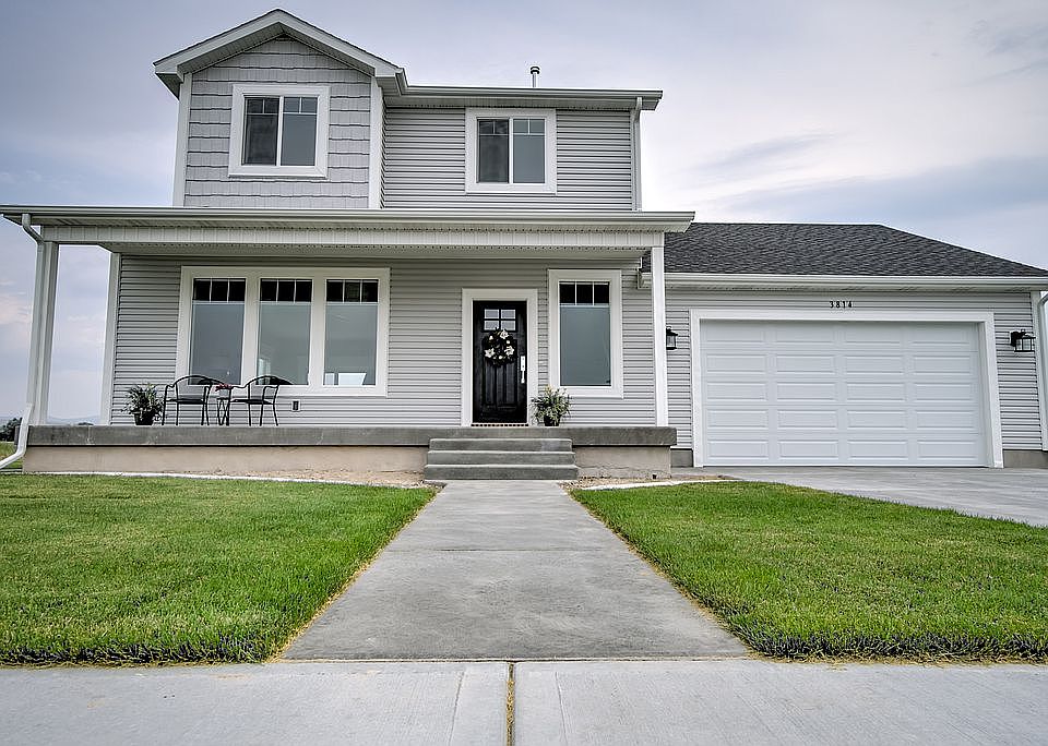 1st image of 3814 E Hazelwood Way