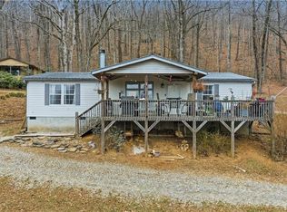 290 Rocky Mountain Pl, Suches, GA 30572