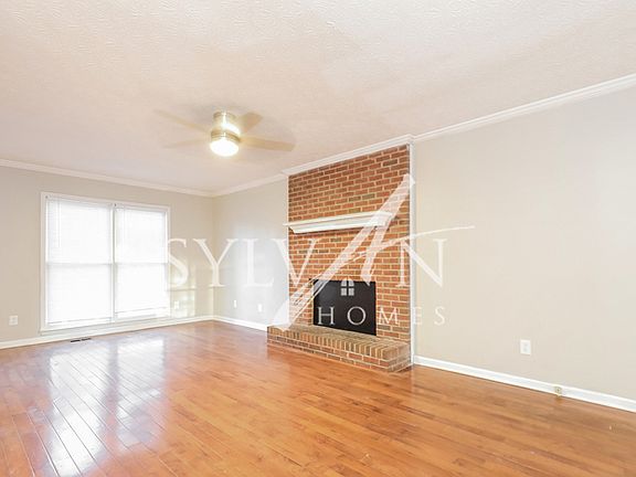 2nd image of 44 Wakefield Dr