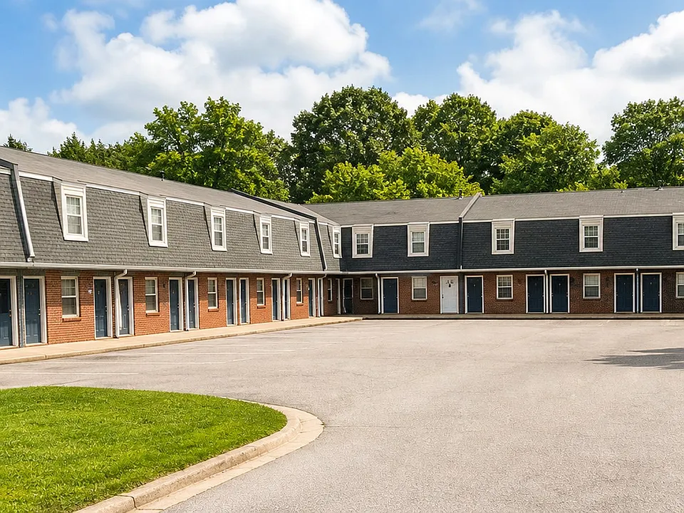 Red Oak Apartments