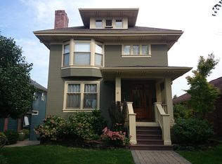 1552 16th Ave E, Seattle, WA 98112