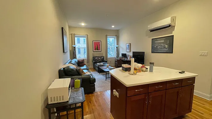 Rented by Strivers Management Group Corp (Brokerage) | media 21